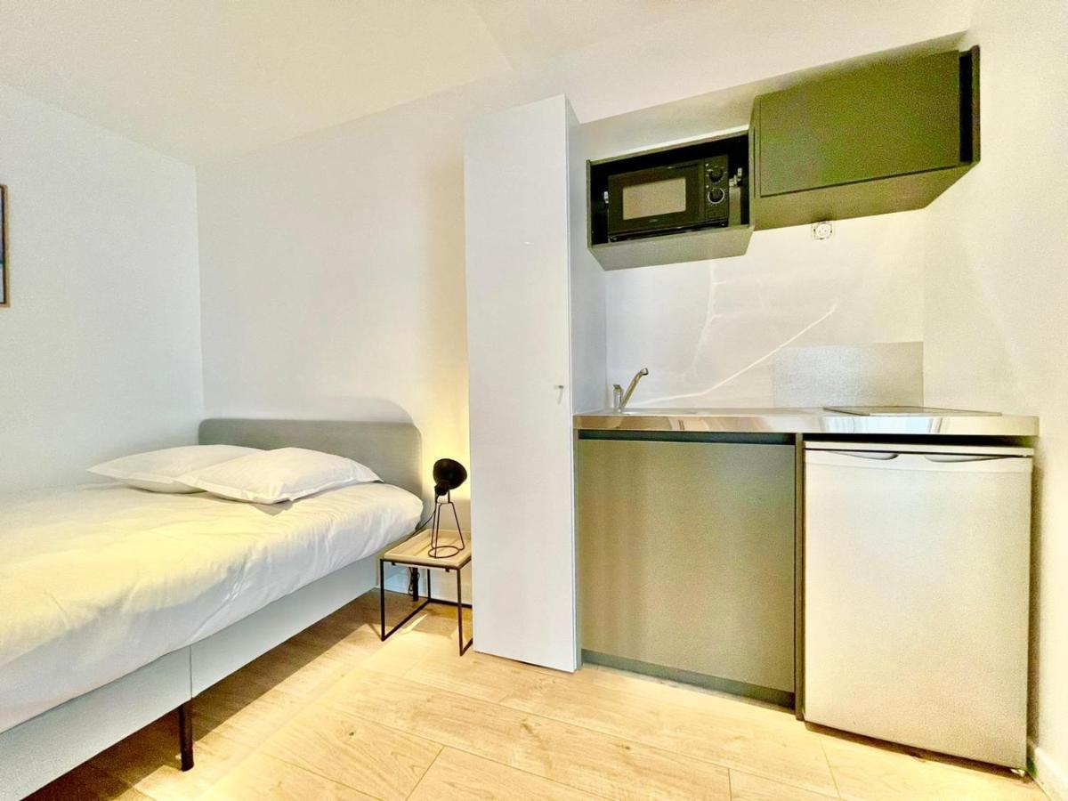 Residence Duguay - Centre Ville - Porte B - Appartements Tout Confort - Neuf - Nouveau 로리앙 외부 사진