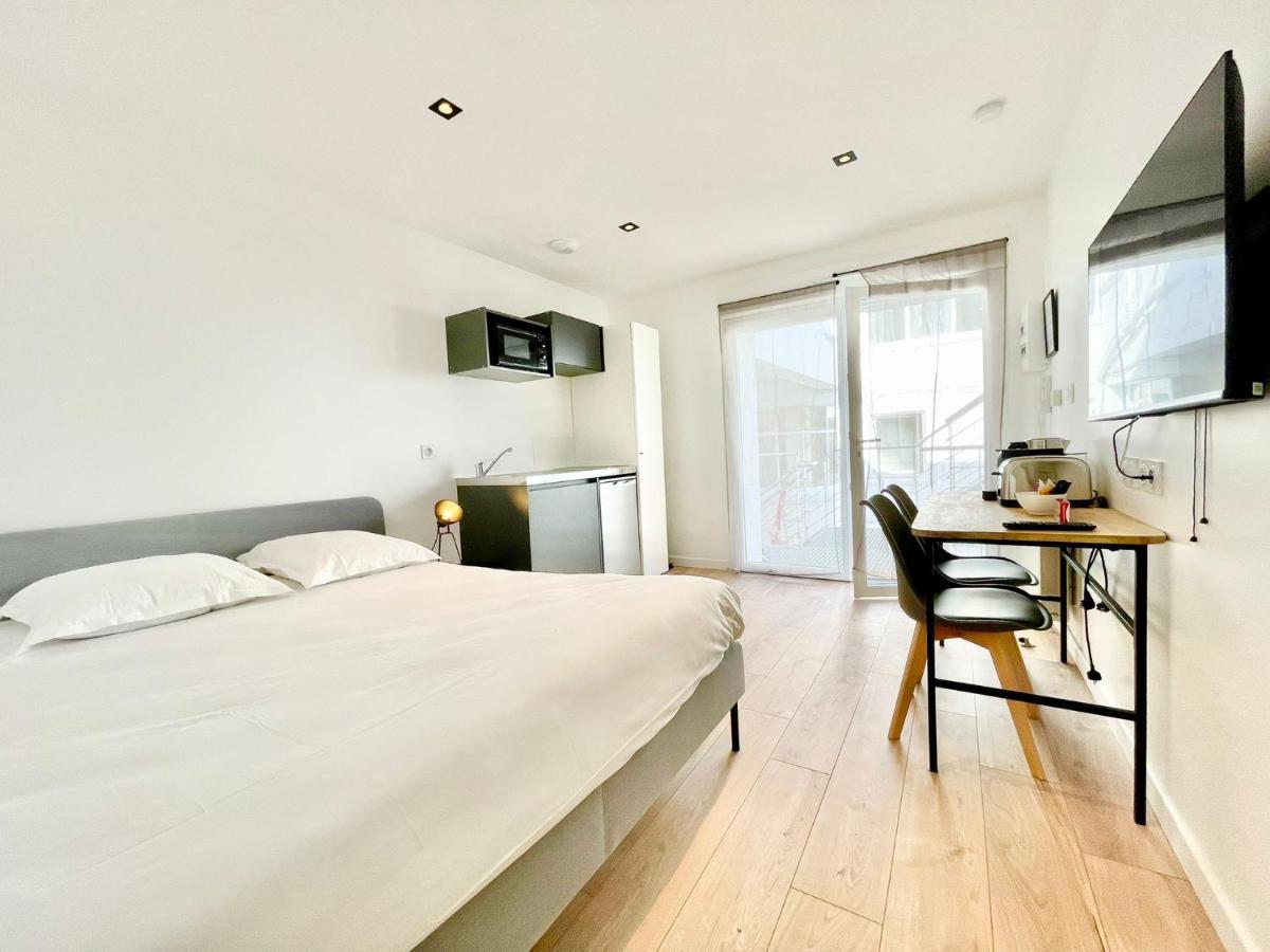 Residence Duguay - Centre Ville - Porte B - Appartements Tout Confort - Neuf - Nouveau 로리앙 외부 사진