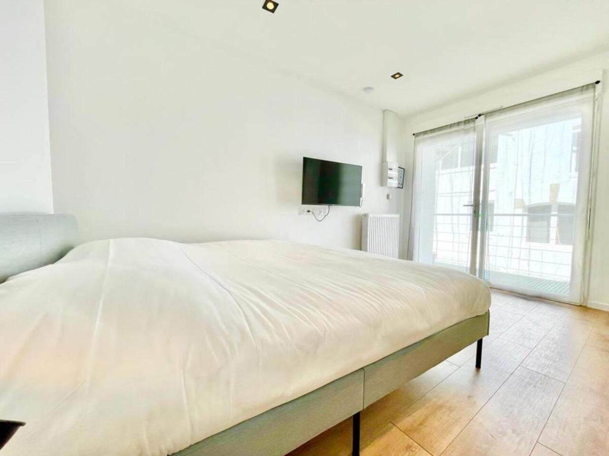 Residence Duguay - Centre Ville - Porte B - Appartements Tout Confort - Neuf - Nouveau 로리앙 외부 사진