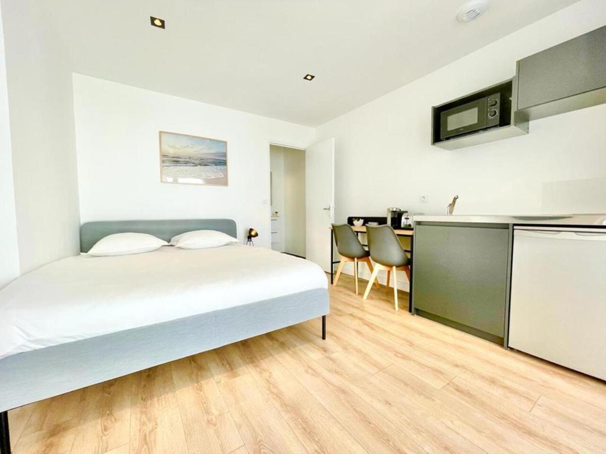 Residence Duguay - Centre Ville - Porte B - Appartements Tout Confort - Neuf - Nouveau 로리앙 외부 사진