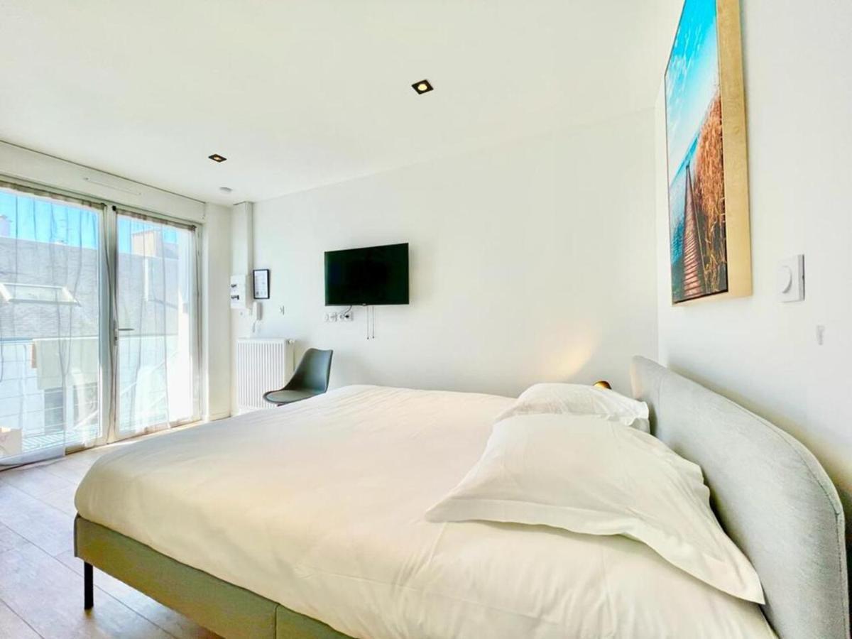 Residence Duguay - Centre Ville - Porte B - Appartements Tout Confort - Neuf - Nouveau 로리앙 외부 사진